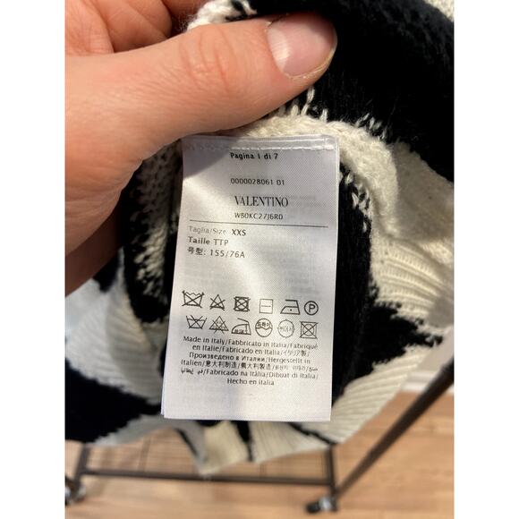 Valentino Roll-Neck Diamond Wool And Cashmere Sweater size XXS - Picture 7 of 10